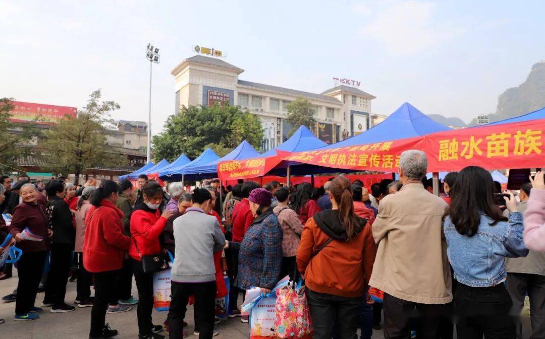 融水最新招聘动态及其地区影响分析